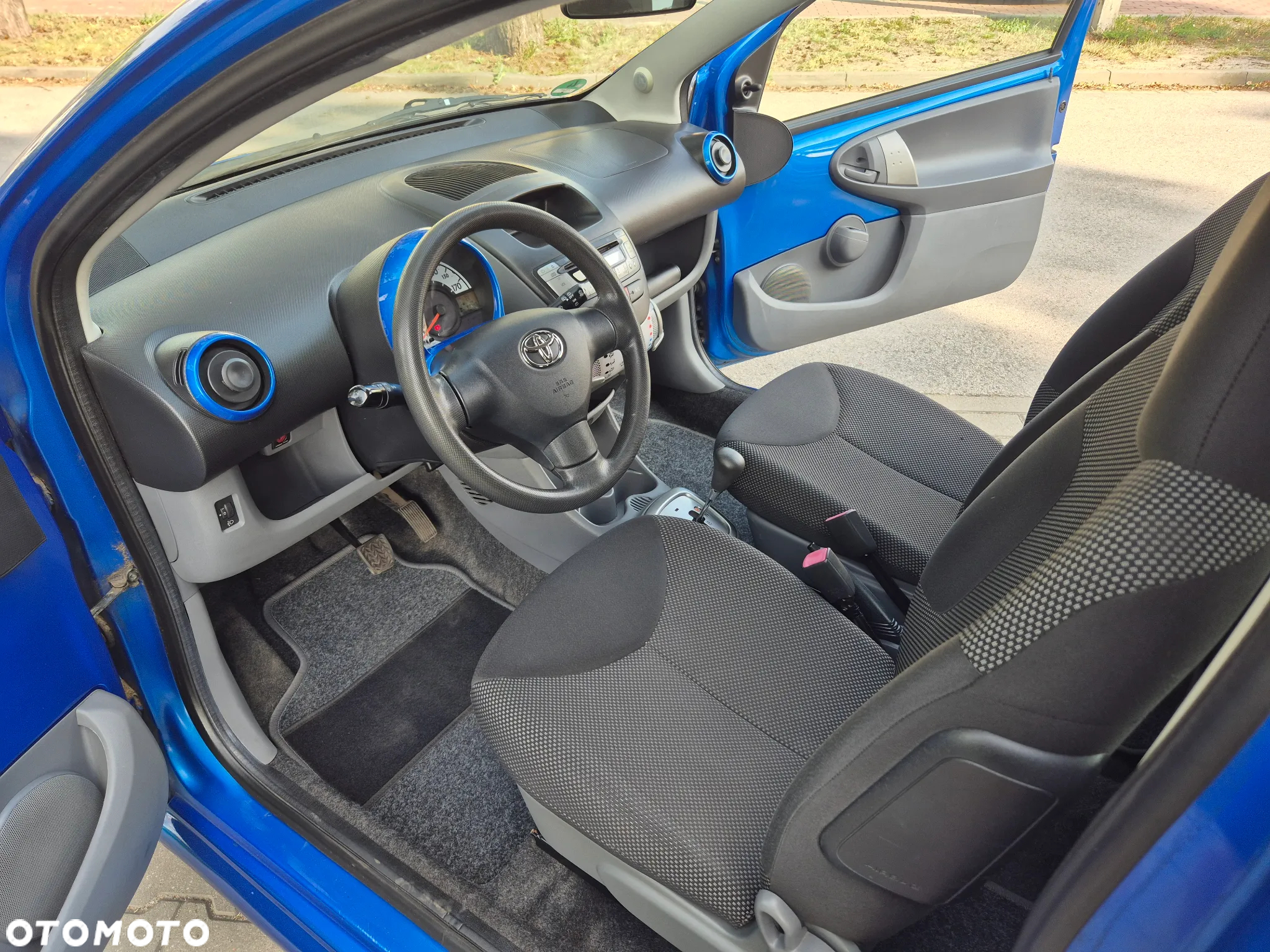 Toyota Aygo - 16