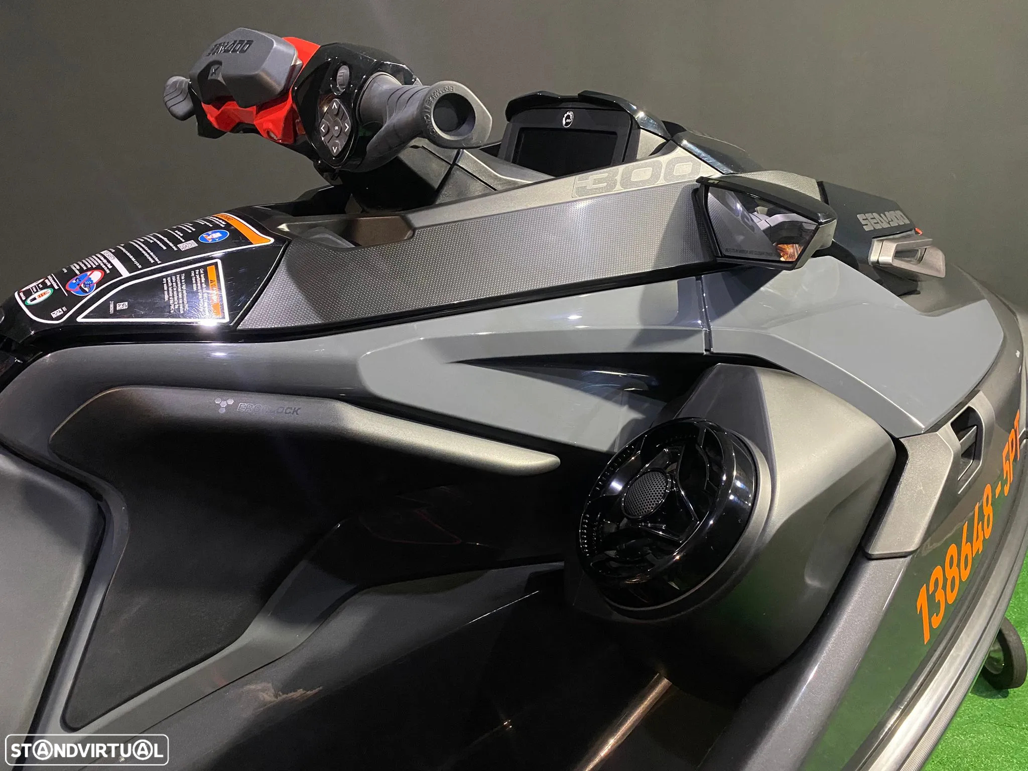 Sea-Doo RXT-X RS 300 AUD - 4