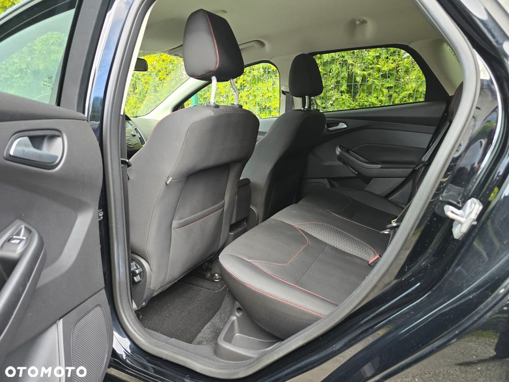 Ford Focus 1.0 EcoBoost ST-Line Red ASS - 24
