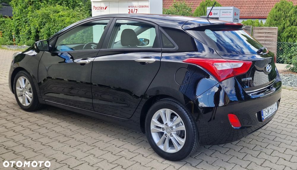 Hyundai i30 1.4 Premium - 12