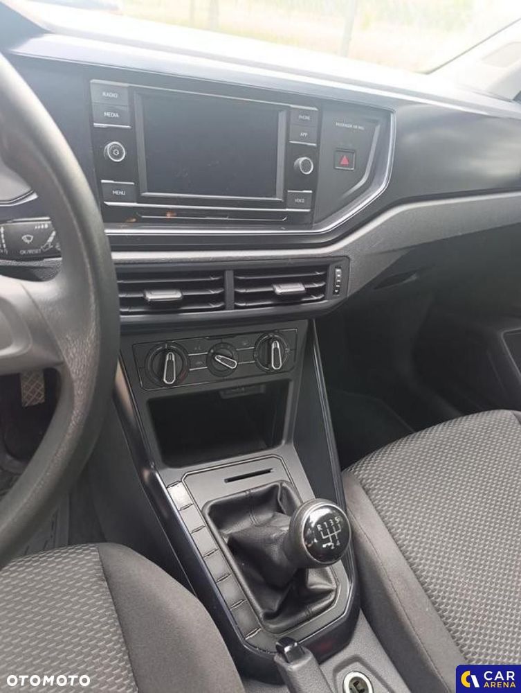Volkswagen Polo - 11