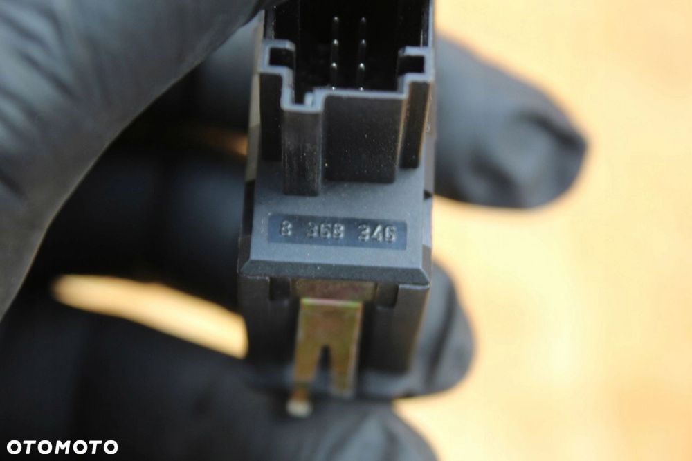 Gniazdo złącze wtyka wtyczka AUX BMW 7 e38 8363346 - 2