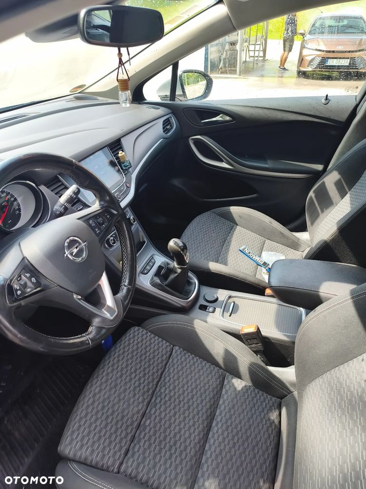 Opel Astra 1.6 CDTI Sport - 12
