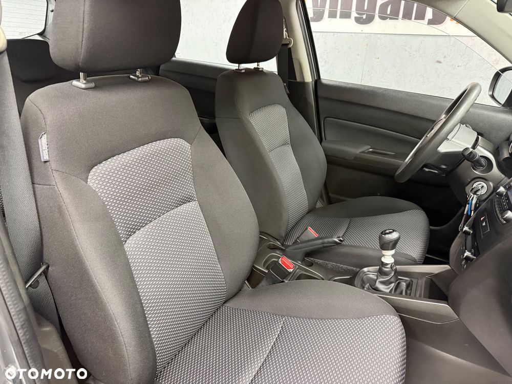 Suzuki Vitara - 10