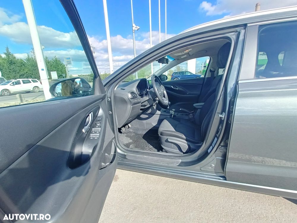 Hyundai i30 1.5 110CP M/T Highway - 13