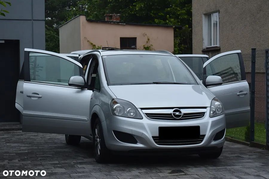 Opel Zafira 1.6 Cosmo - 16