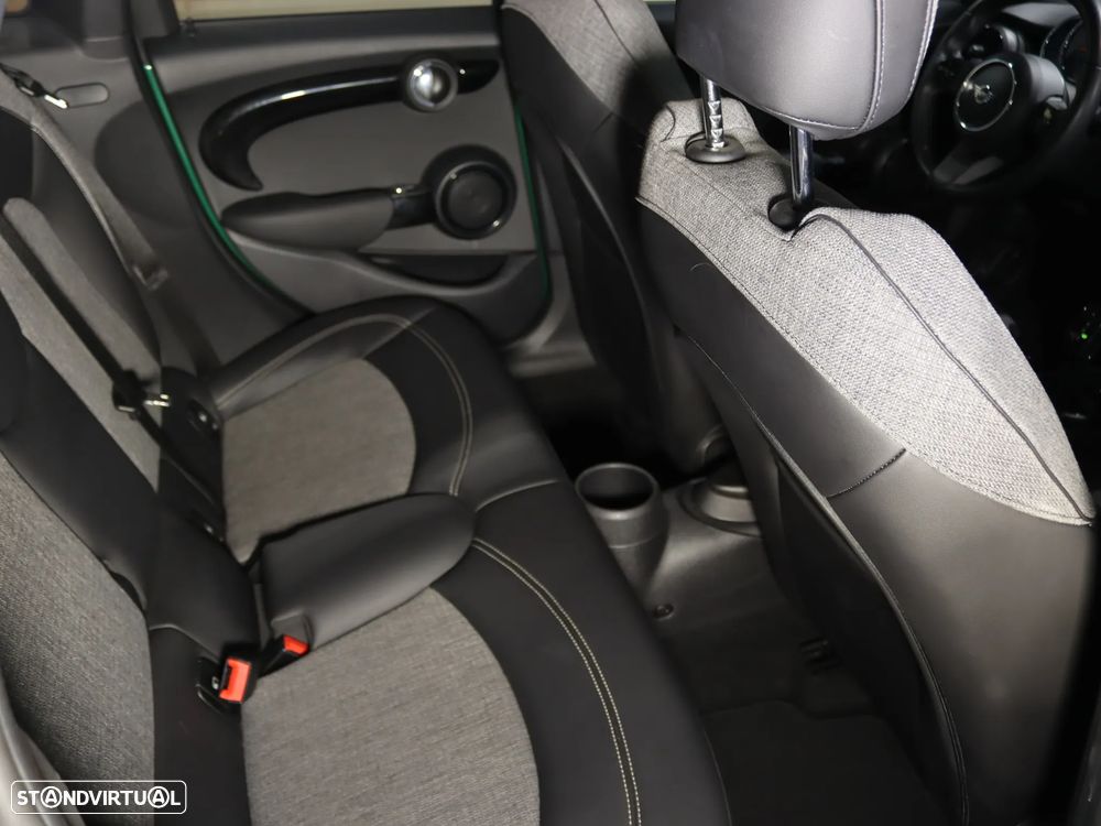 MINI 5 Portas Cooper Aut. - 15