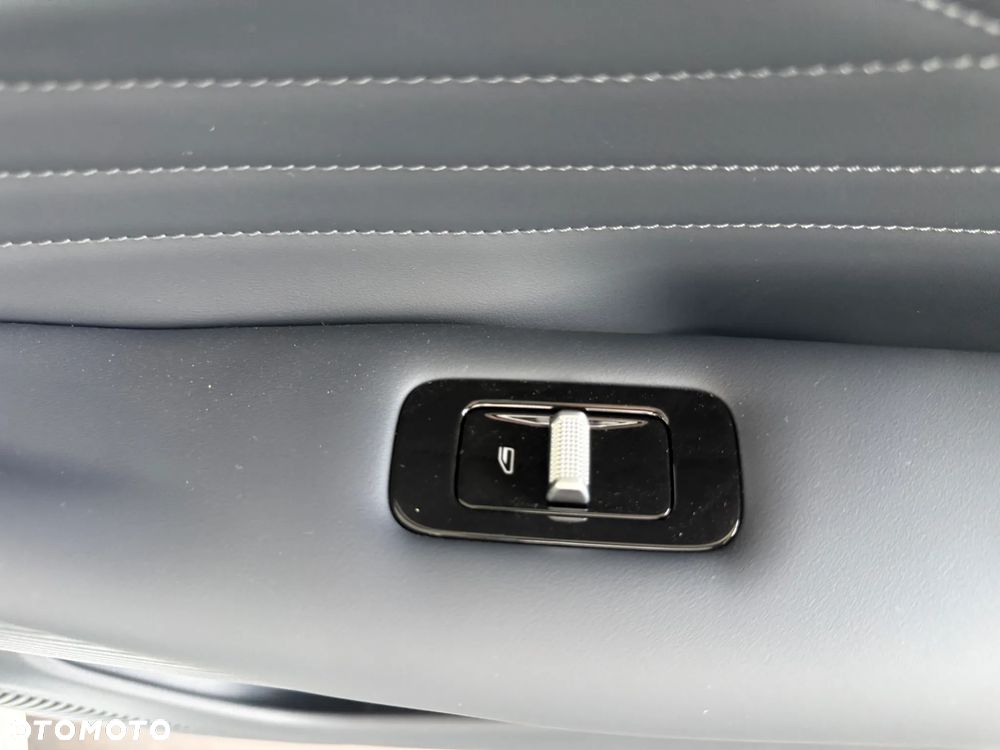 Geely Starray EM-i 1.5 PHEV Pro - 35