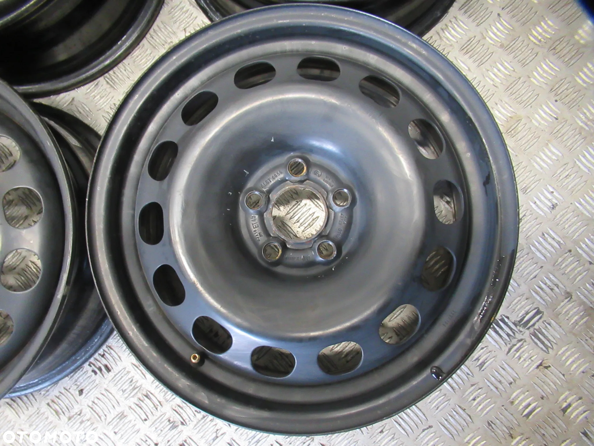 Felgi Skoda Fabia Scala Kamiq Rapid Roomster Praktik 6Jx16 et48 5x100 - 7