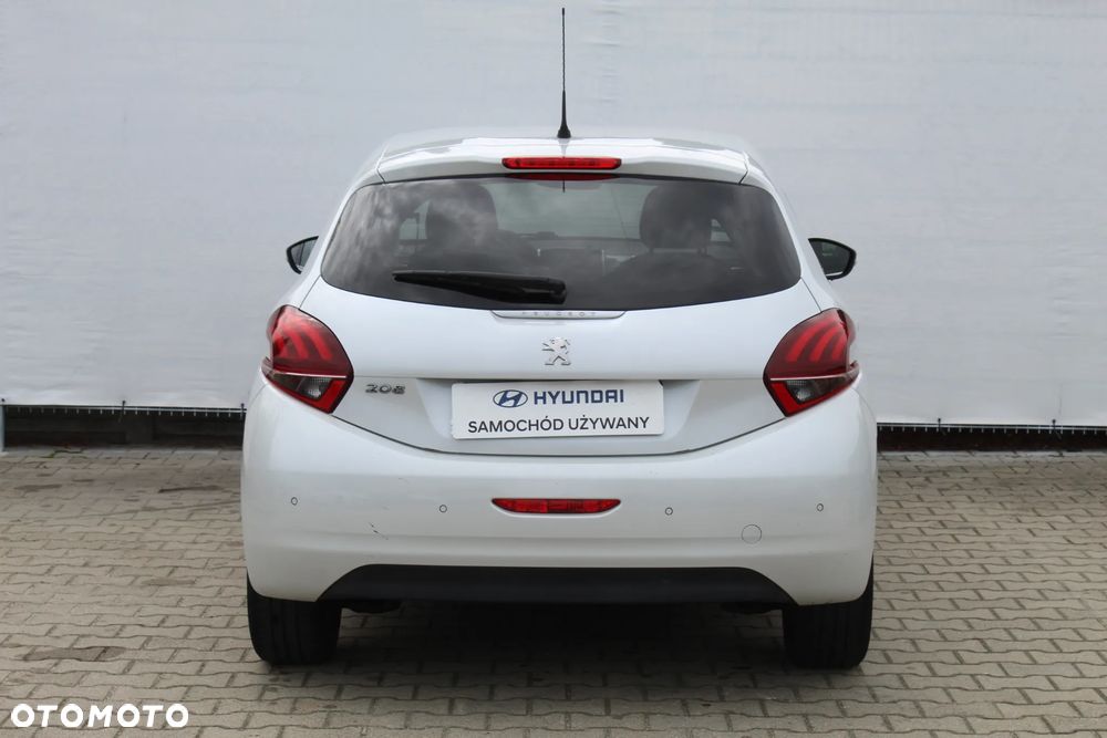 Peugeot 208 1.2 PureTech Allure S&S EAT6 - 4
