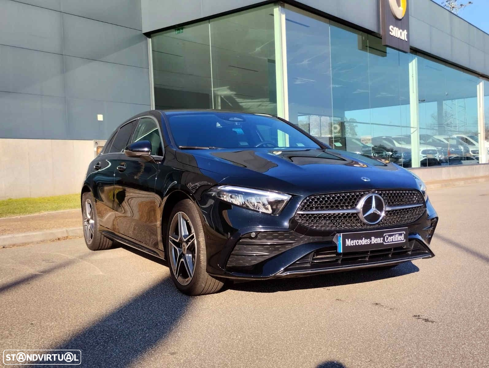 Mercedes-Benz A 250 e AMG Line - 13