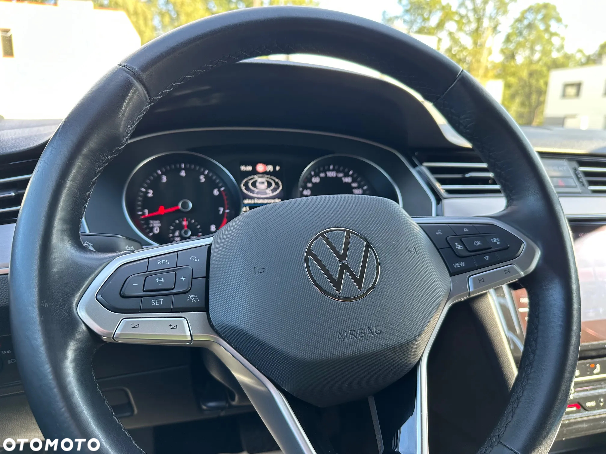 Volkswagen Passat 2.0 TSI Elegance DSG - 17