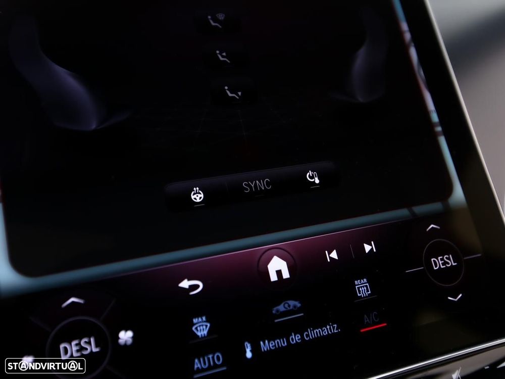 Mercedes-Benz GLC 200 4Matic 9G-TRONIC AMG Line Advanced - 28