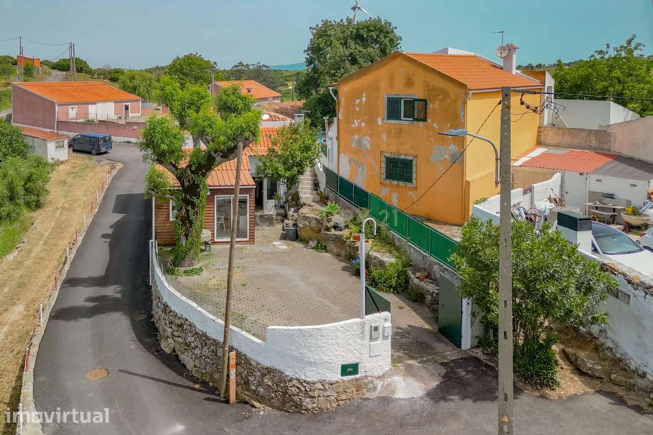 Moradia T2 com jardim e vista serra - qualidade de vida a 30 minutos d - Grande imagem: 2/33