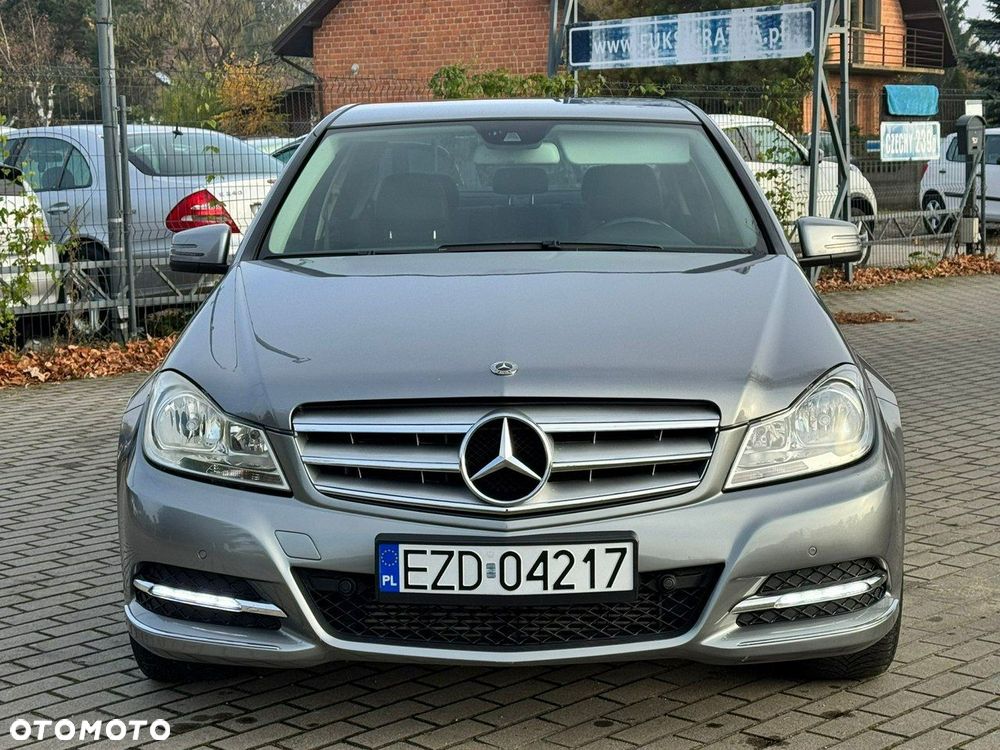 Mercedes-Benz Klasa C 180 CDI 7G-TRONIC Avantgarde Edition - 16