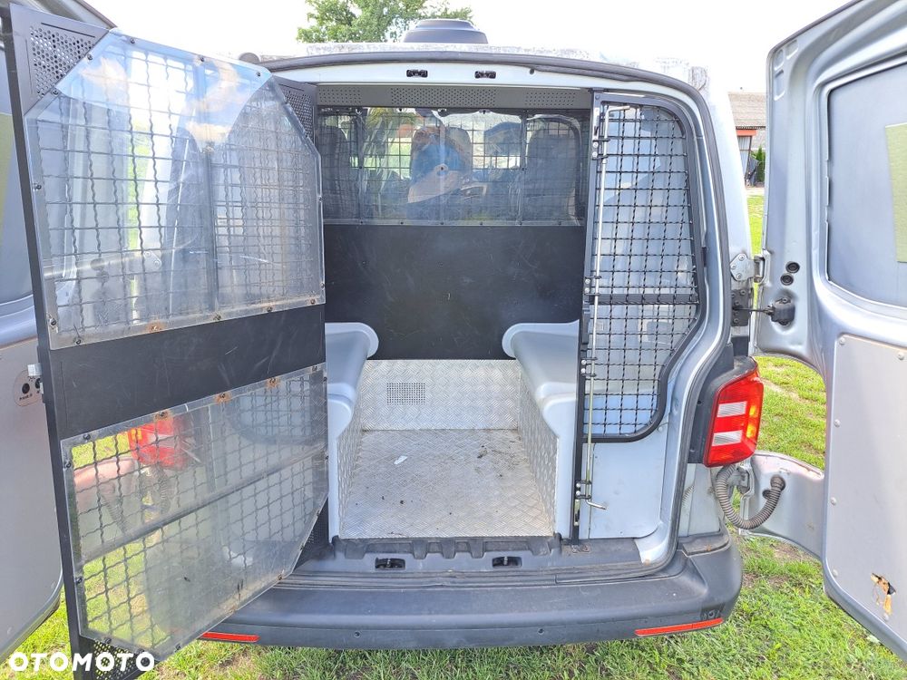 Volkswagen Transporter - 5