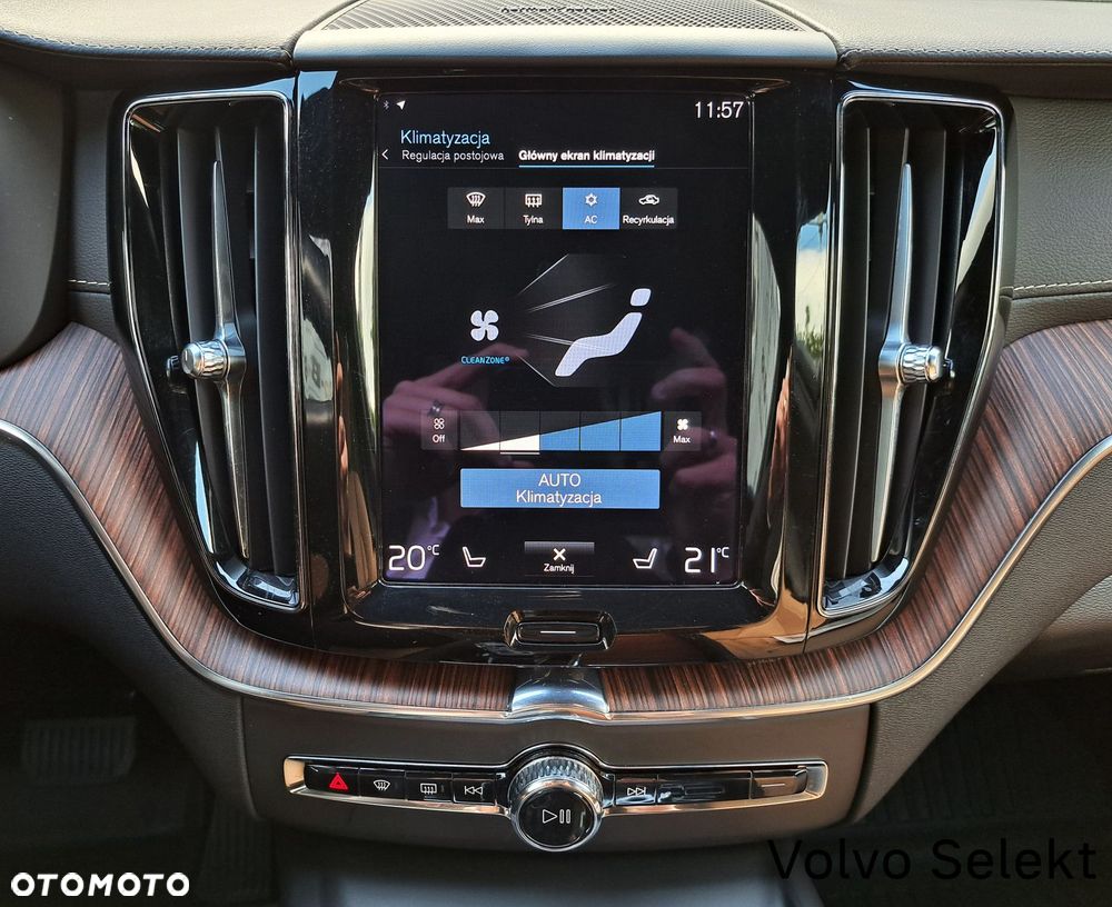 Volvo XC 60 - 22