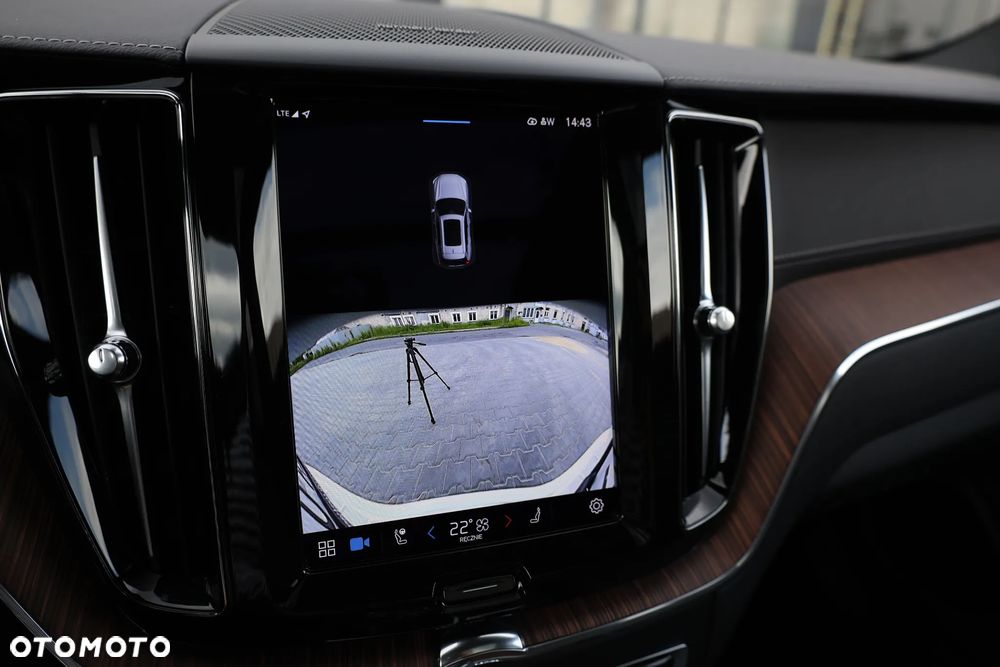Volvo XC 60 T6 AWD Plug-In Hybrid Inscription - 12