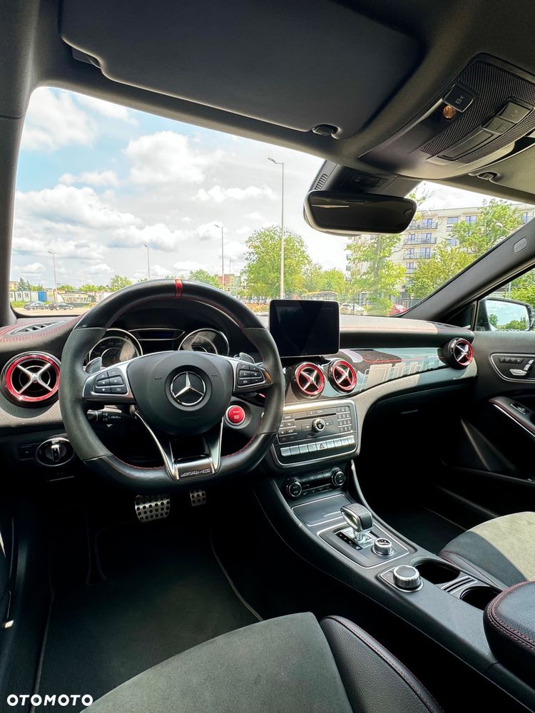 Mercedes-Benz GLA AMG 45 4Matic AMG Speedshift 7G-DCT Yellow Night Edition - 5