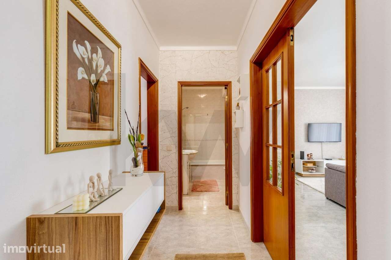 Apartamento T2 em Gândara dos Olivais | Rés de Chão com Garagem e Terr - Grande imagem: 5/31