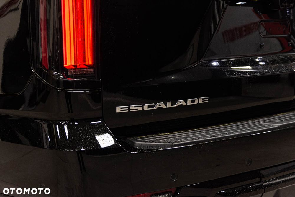 Cadillac Escalade - 10