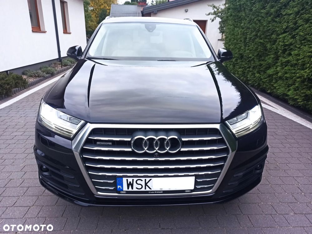 Audi Q7 - 12