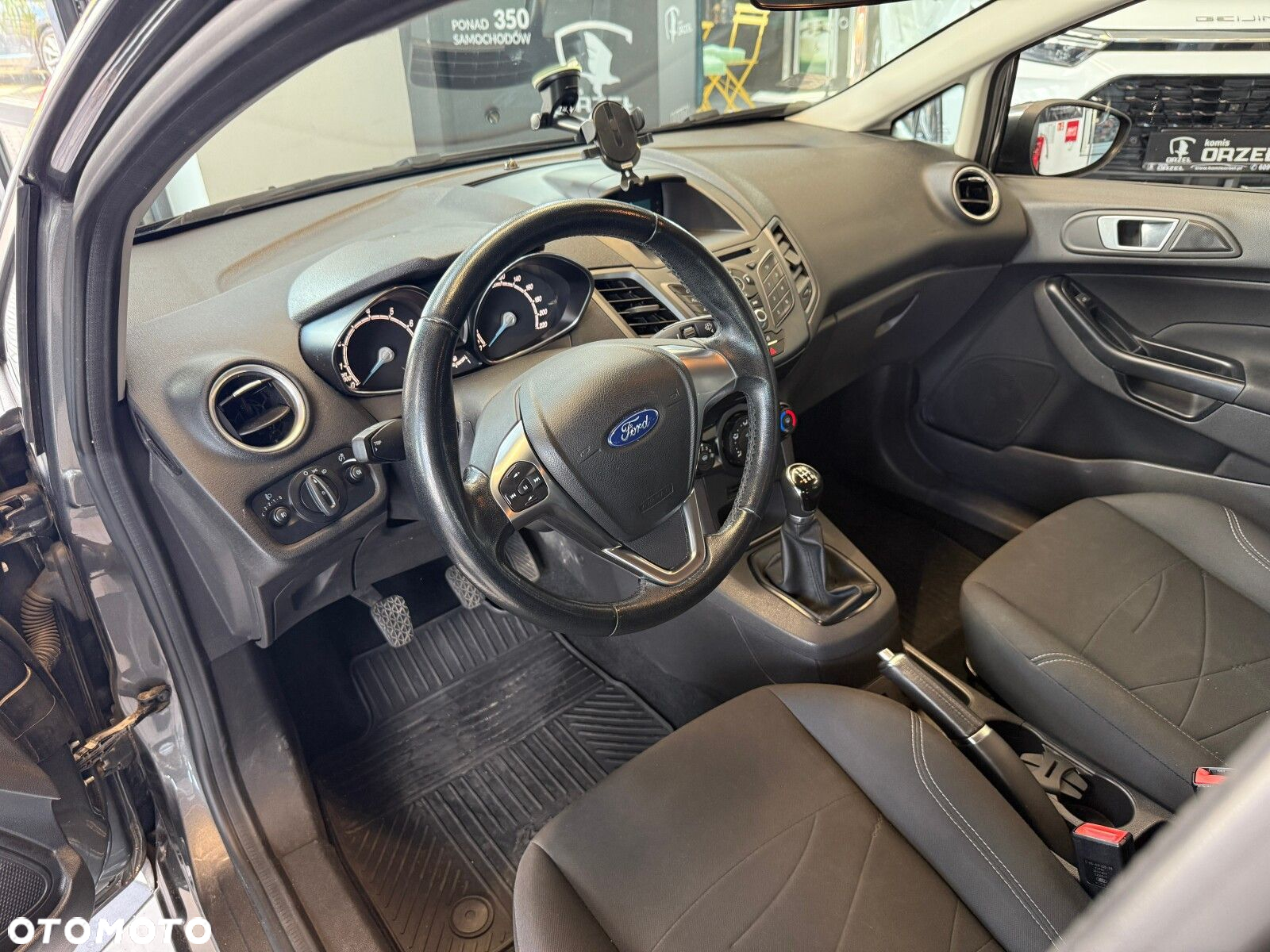 Ford Fiesta - 18
