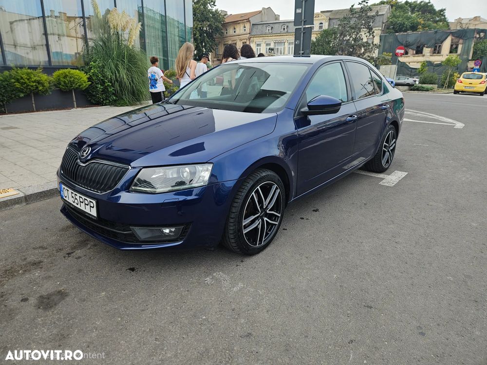 Skoda Octavia 1.6 TDI DSG Ambition - 16