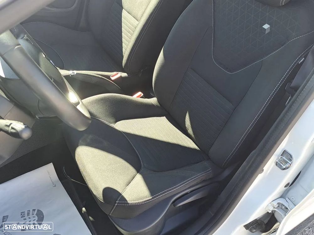 Renault Clio 0.9 TCE Limited - 17