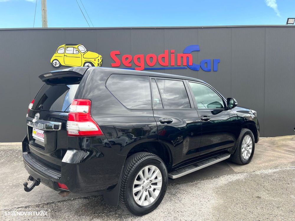 Toyota Land Cruiser 3.0 D-4D CA - 6