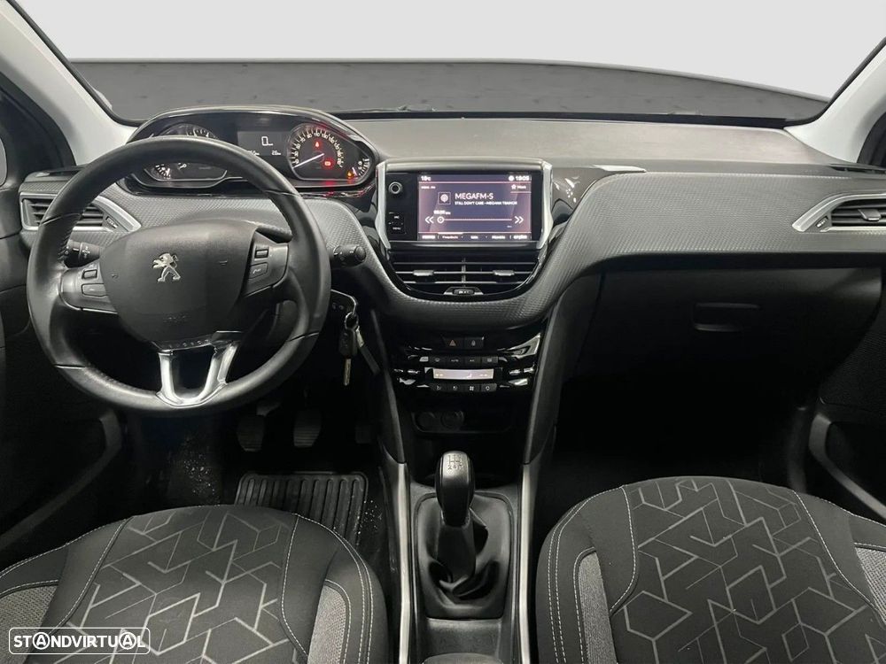 Peugeot 2008 1.2 PureTech Active - 9