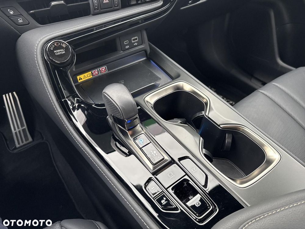 Lexus NX 350h F Sport AWD - 13