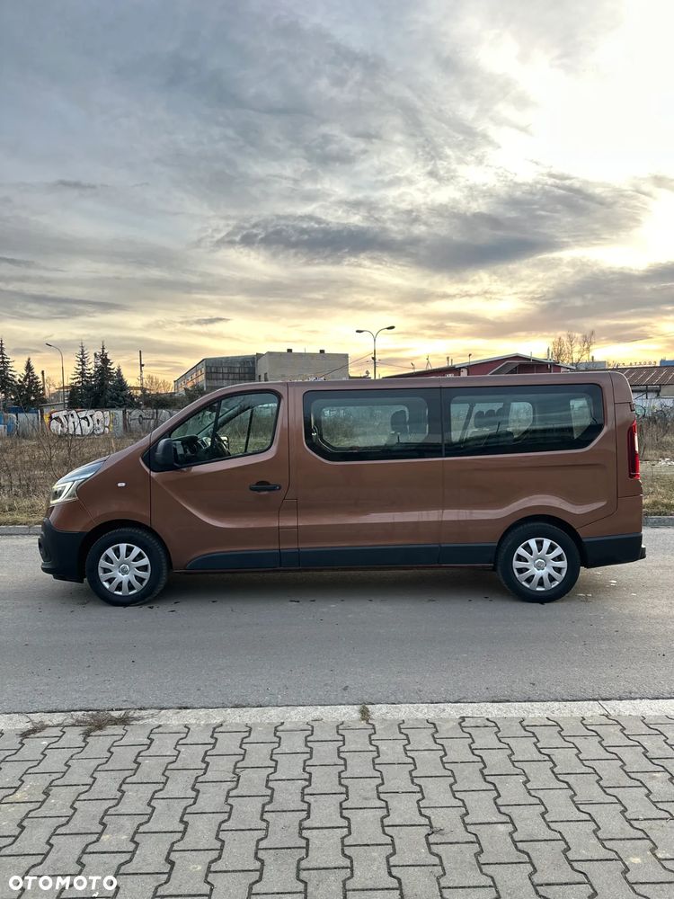 Renault Trafic Grand SpaceClass 2.0 dCi - 3