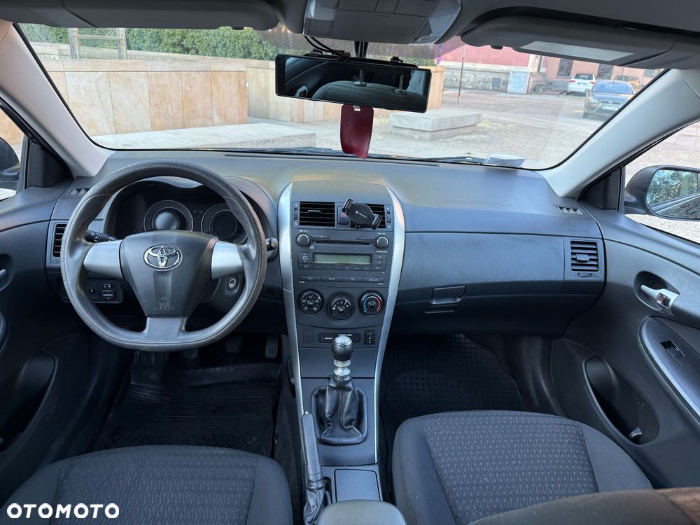 Toyota Corolla 1.6 Premium - 6