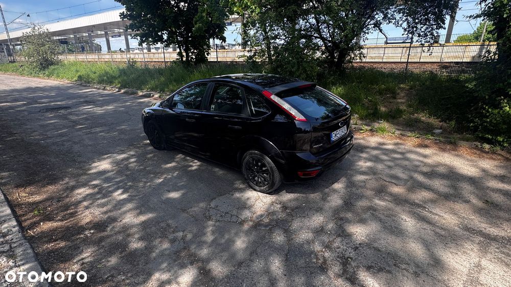 Ford Focus 1.6 Trend - 6