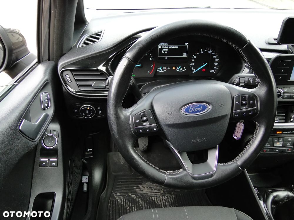 Ford Fiesta 1.1 ST-LINE - 8