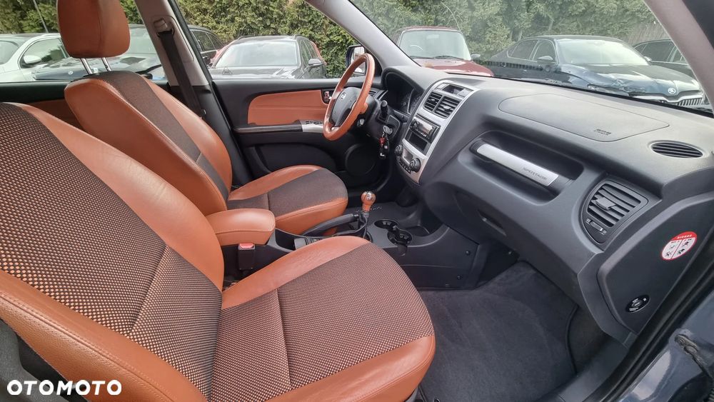 Kia Sportage 2.0 2WD Attract - 16