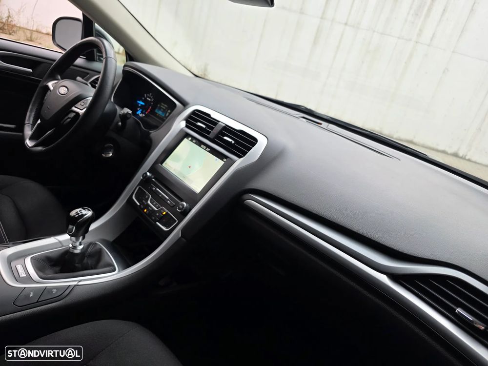 Ford Mondeo SW 1.5 TDCi Business Plus ECOnetic - 43
