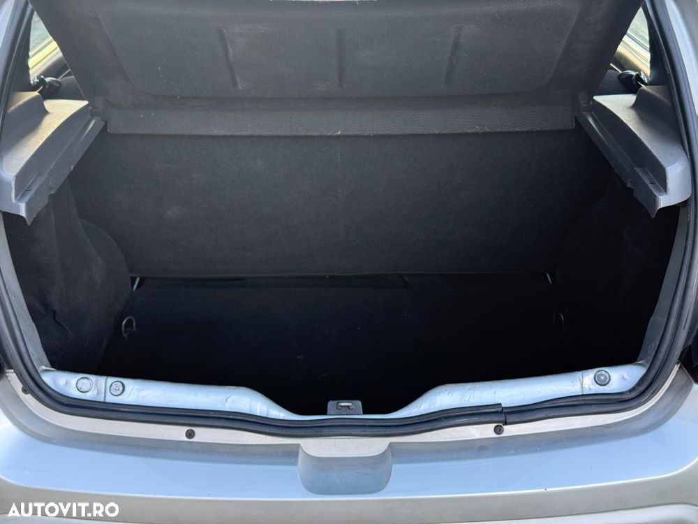 Dacia Sandero 1.2 Ambiance - 13