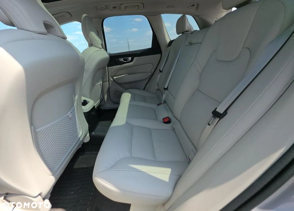 Volvo XC 60 - 13