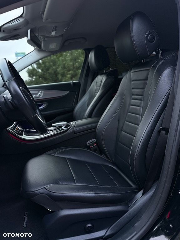 Mercedes-Benz Klasa E 220 d 4-Matic Avantgarde - 30