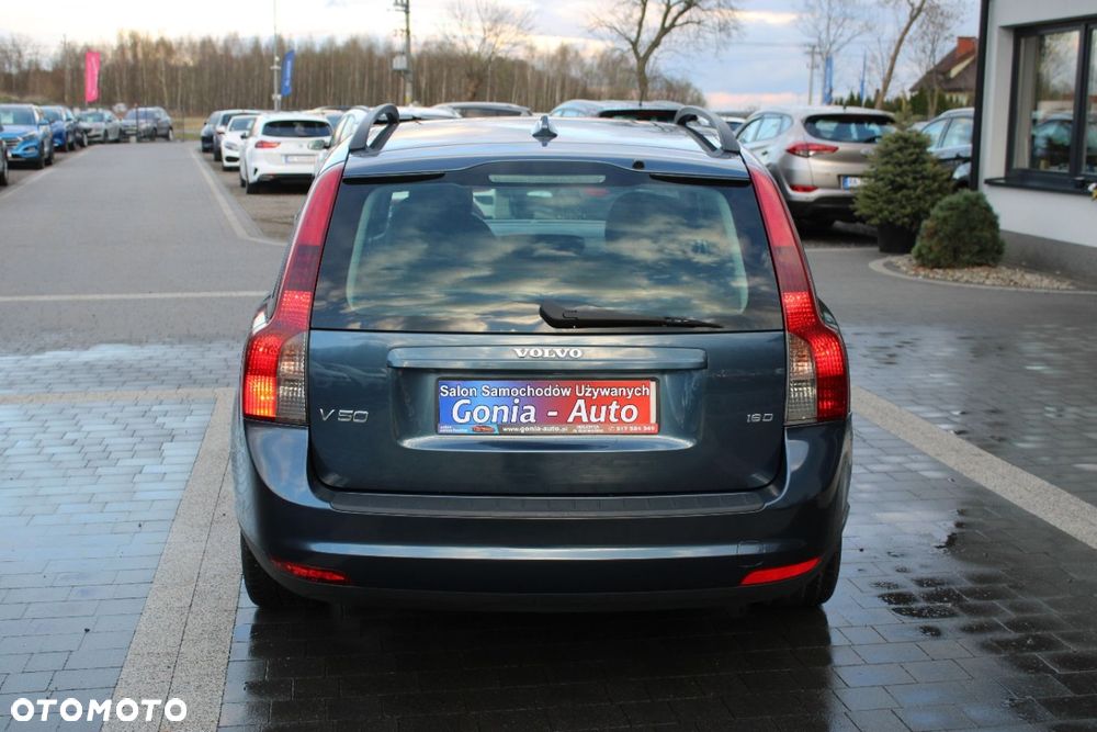 Volvo V50 - 5