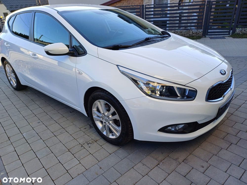 Kia Ceed 1.4 CVVT Vision - 1