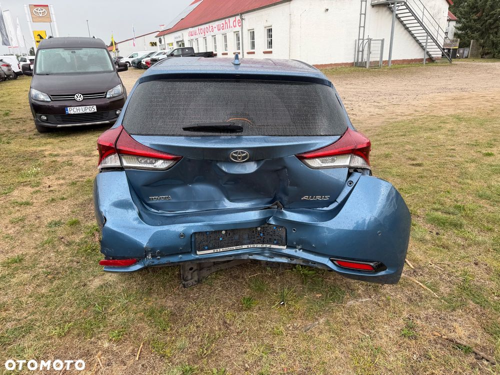 Toyota Auris - 9