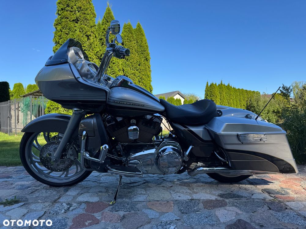 Harley-Davidson Touring Road Glide - 15