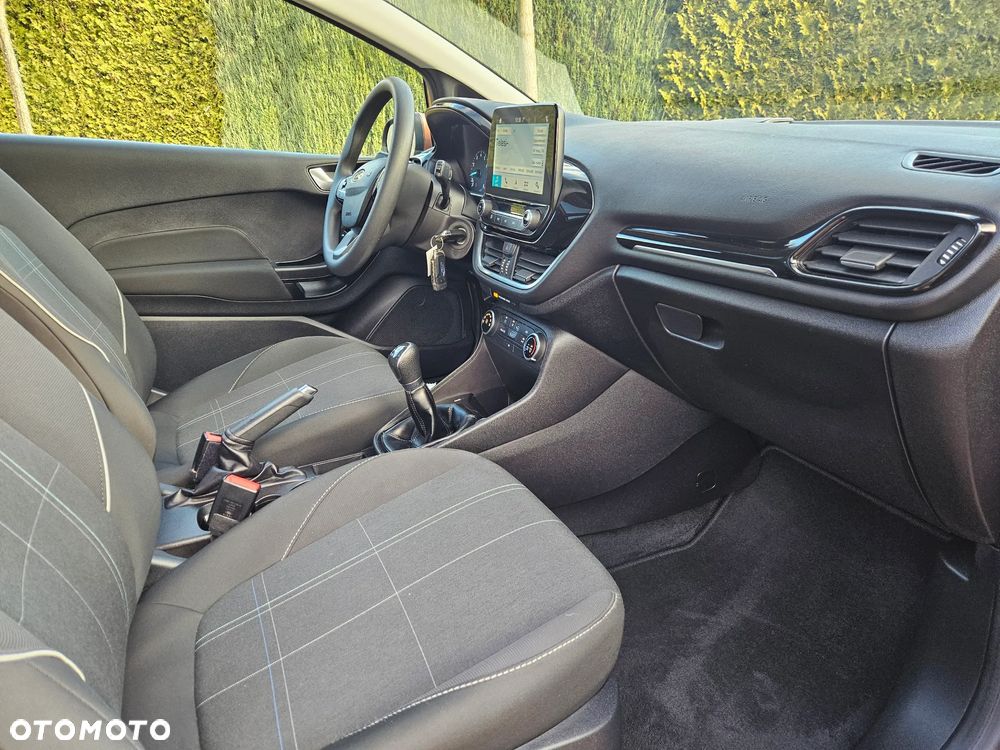 Ford Fiesta 1.1 S&S COOL&CONNECT - 22