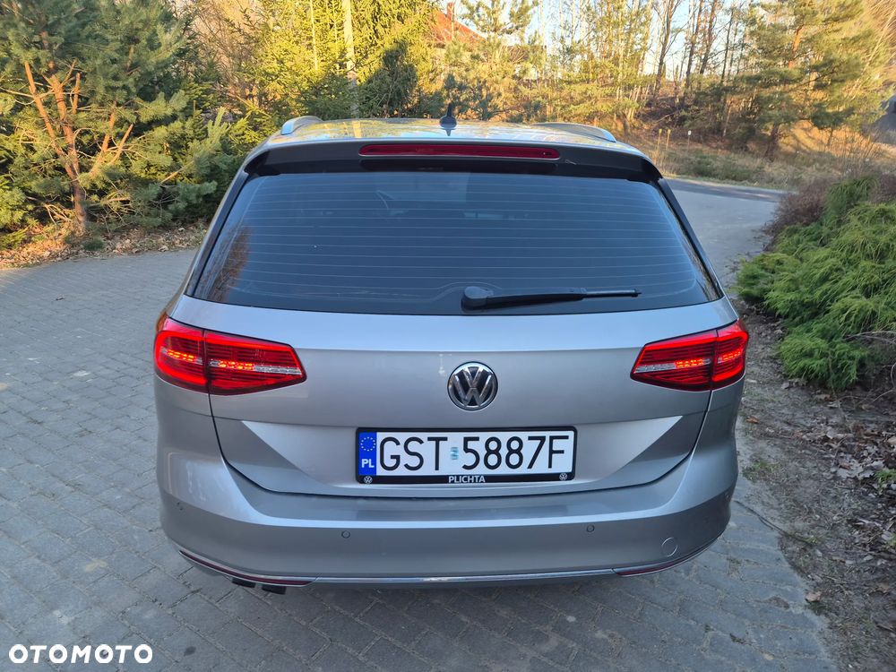 Volkswagen Passat 1.8 TSI (BlueMotion Technology) DSG Highline - 20