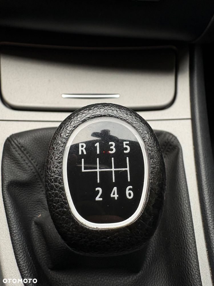 BMW Seria 1 116d - 26