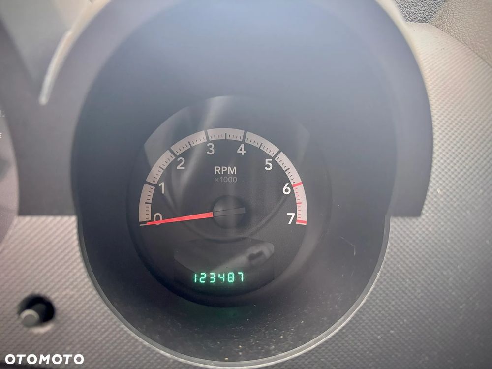 Dodge Nitro 3.7 V6 SLT 4WD - 13