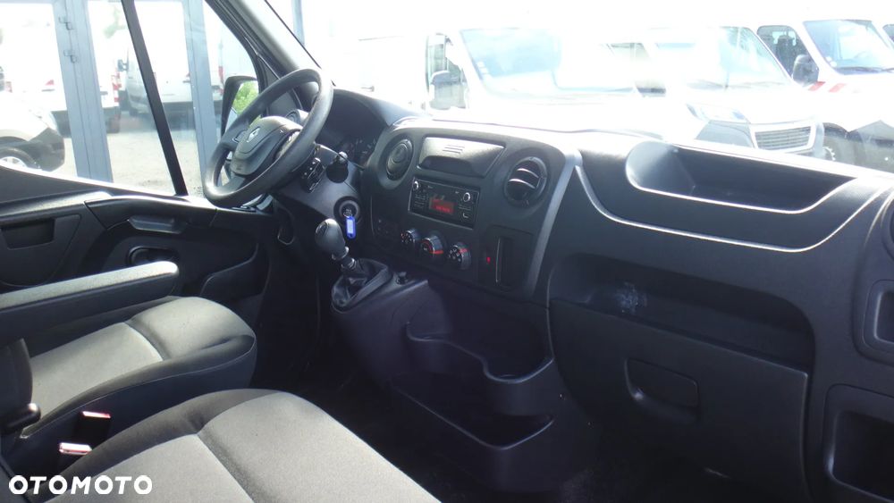Renault Master - 11